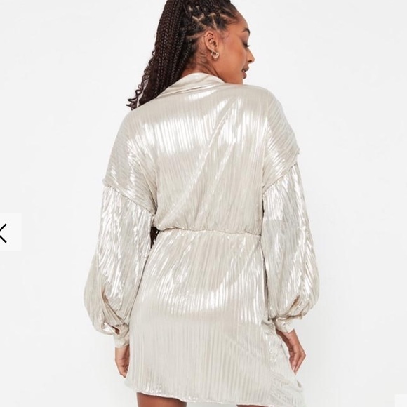 Final sale today ONLY! Misguided metallic plisse wrap dress - Picture 2 of 3